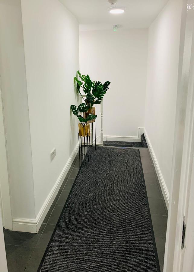 Modern & Cosy 2-Bed Apartment Near Nec, Airport & Jlr! Birmingham Exteriör bild