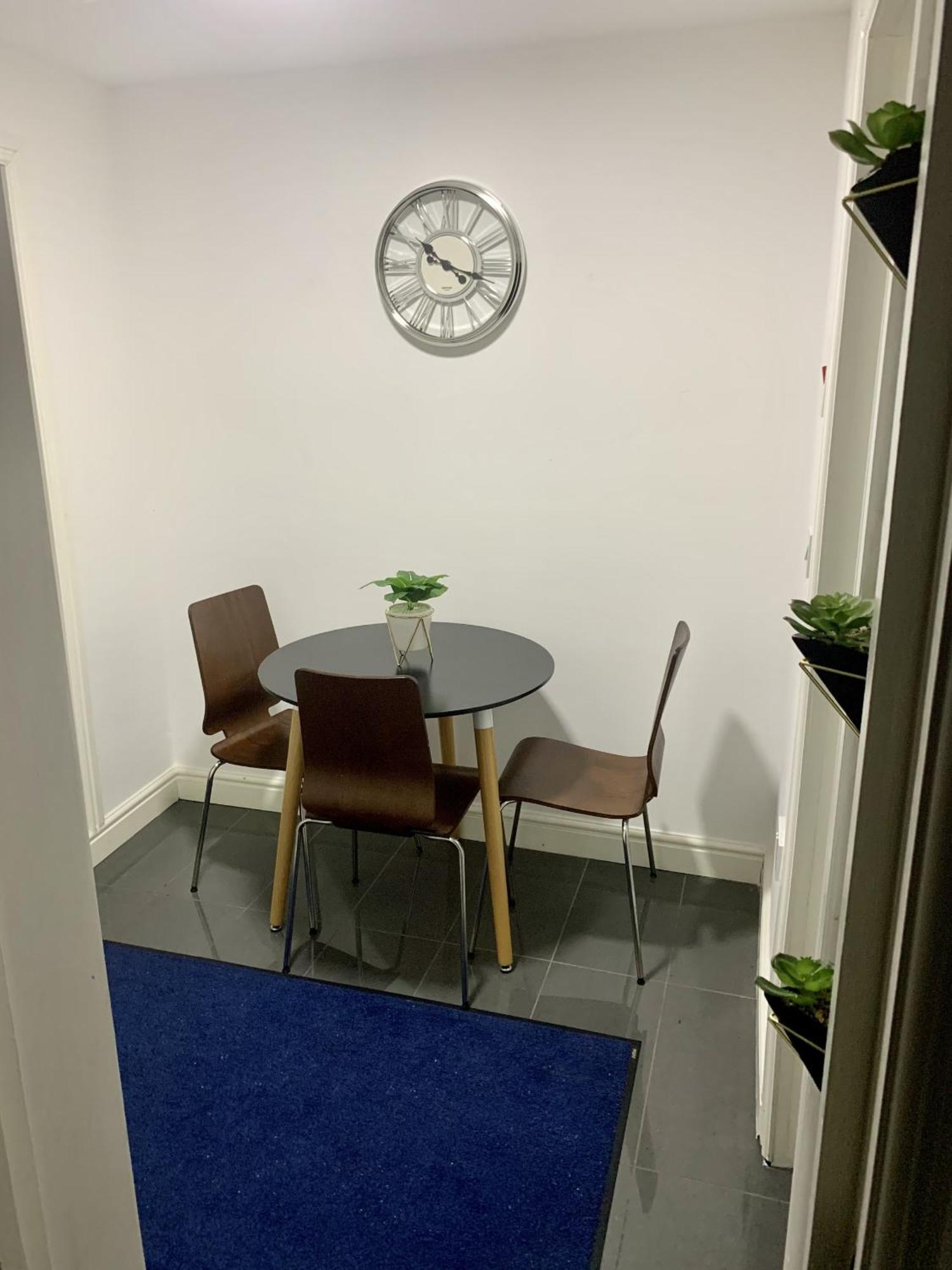 Modern & Cosy 2-Bed Apartment Near Nec, Airport & Jlr! Birmingham Rum bild